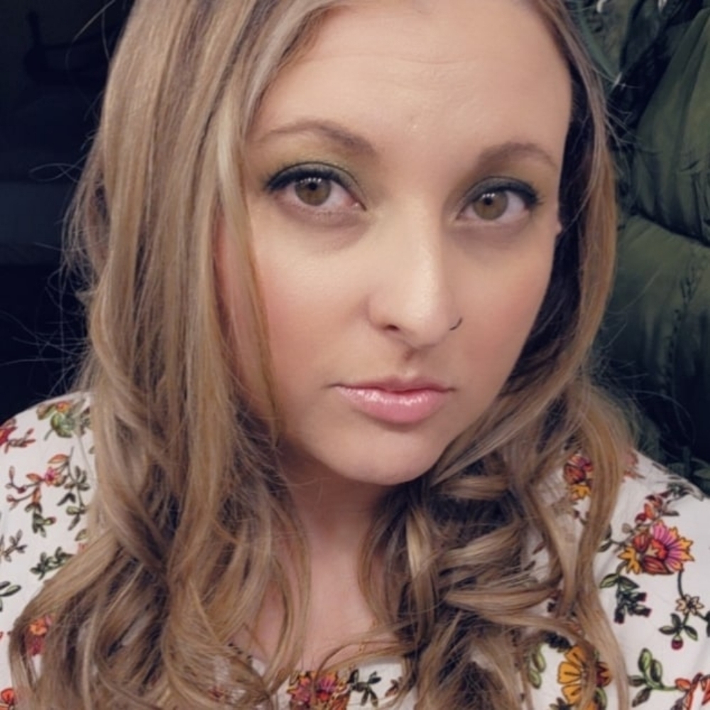 Meet your Posher, Amanda